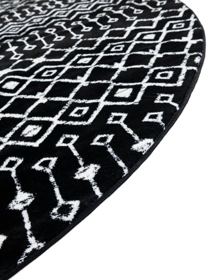 Detail image of 12' x 12' Kasbah Trellis Round Rug
