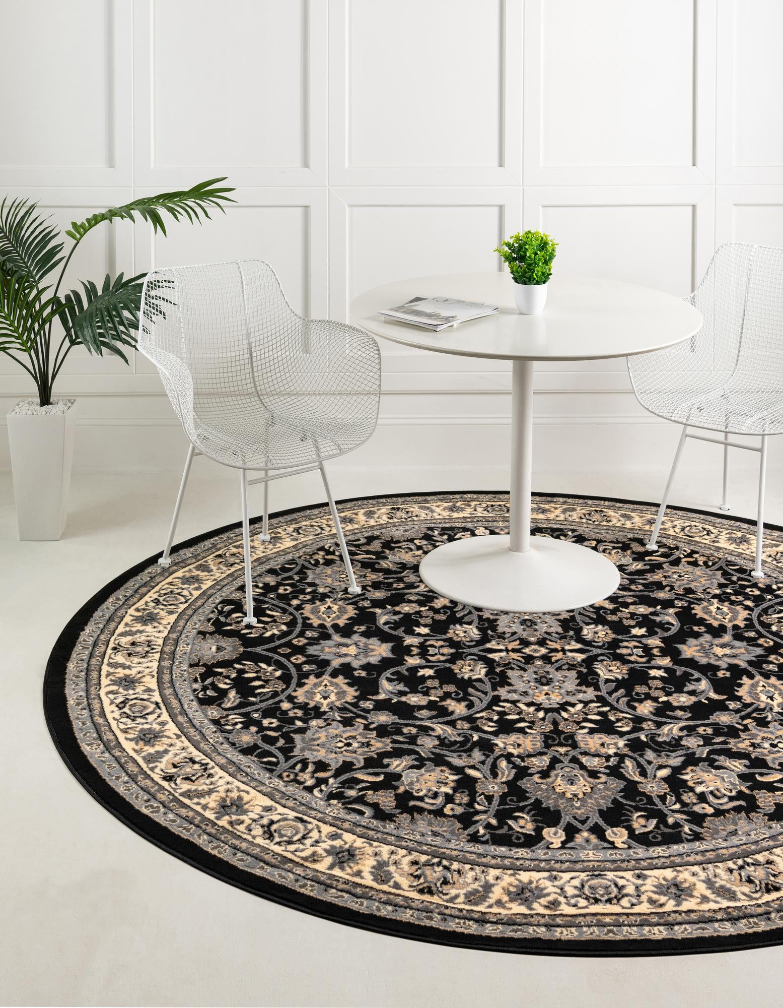 7' 10 x 7' 10 Kashan Design Round Rug