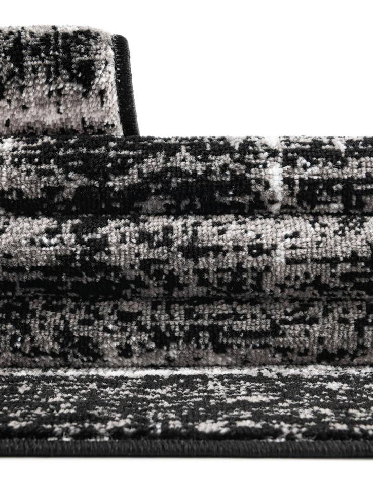 Detail image of 7' 10 x 7' 10 Laguna Round Rug