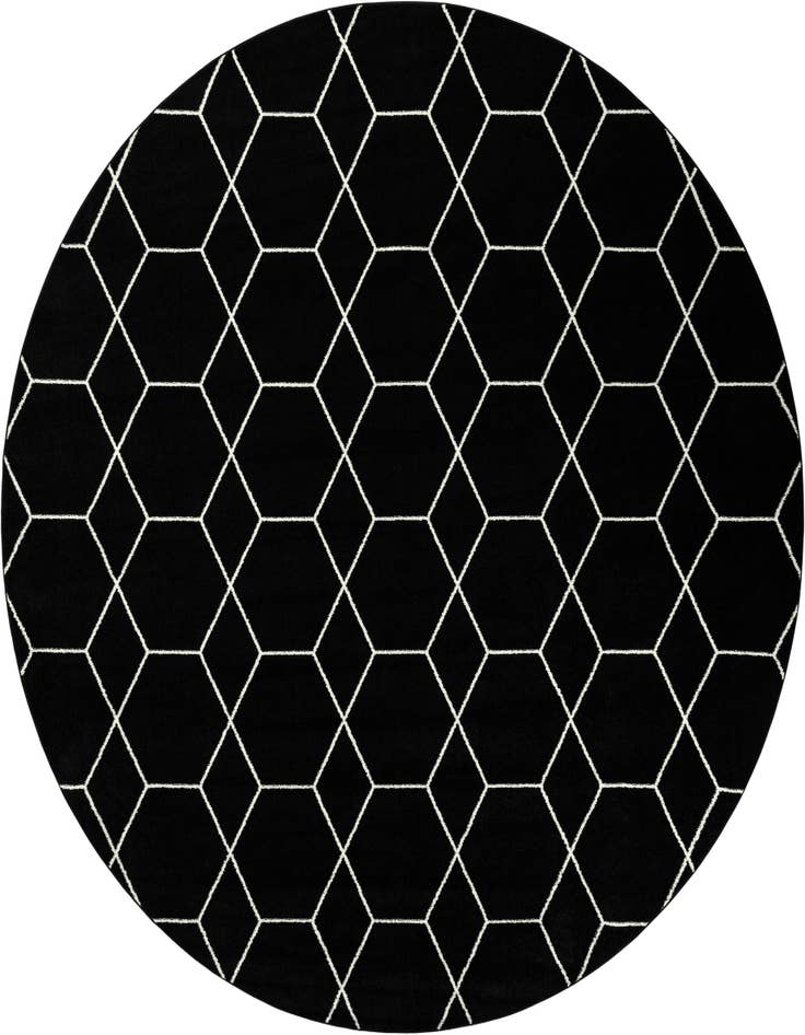 Detail image of 12' x 12' Lattice Frieze Round Rug