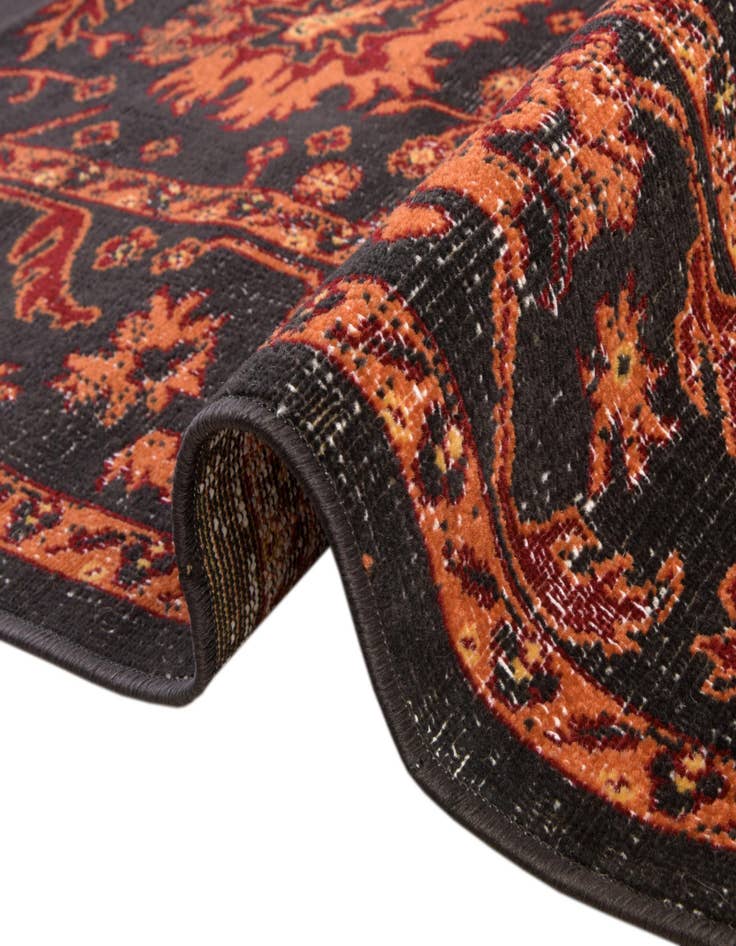 Detail image of 5' 3 x 5' 3 Lucerne Round Rug