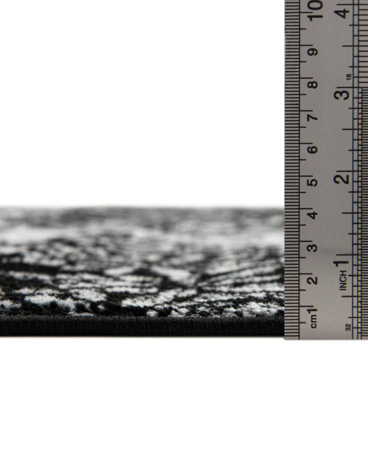 Detail image of 5' 3 x 5' 3 Monaco Round Rug