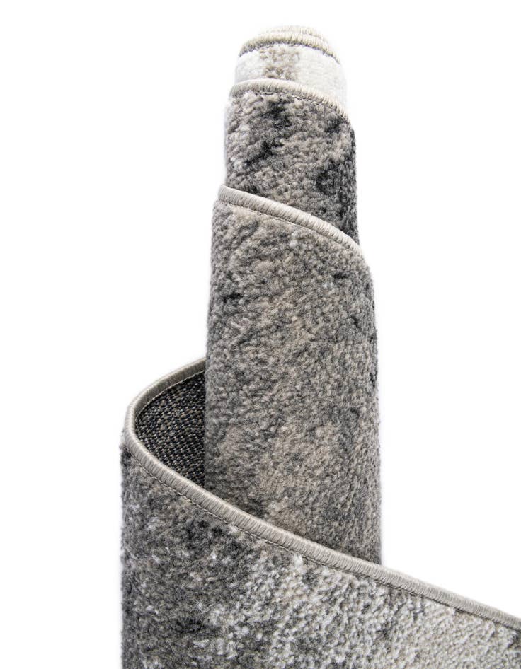 Detail image of 10' x 10' Oslo Round Rug