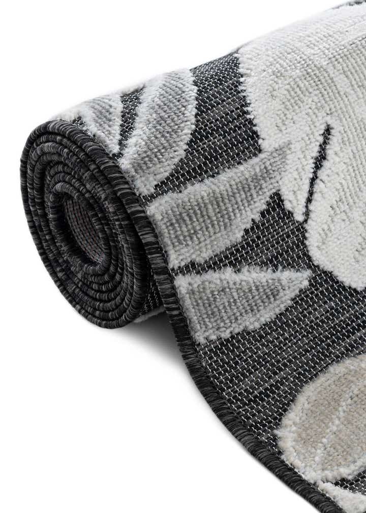 8' 2 x 8' 2 Easy-Clean Botanical Indoor / Outdoor Round Rug