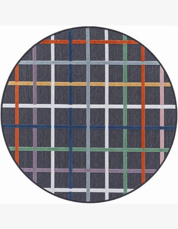 Black Easy-Clean Checkered Indoor / Outdoor Round Rug