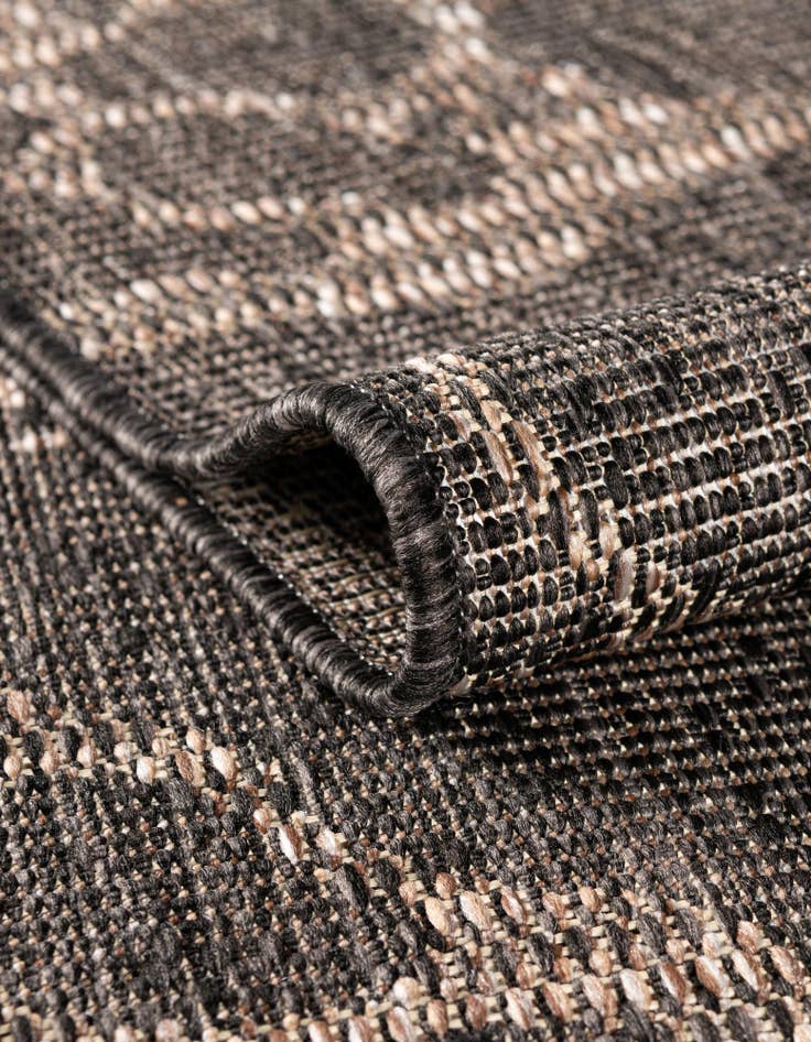 Detail image of 10' x 10' Easy-Clean Coastal Indoor / Outdoor Round Rug