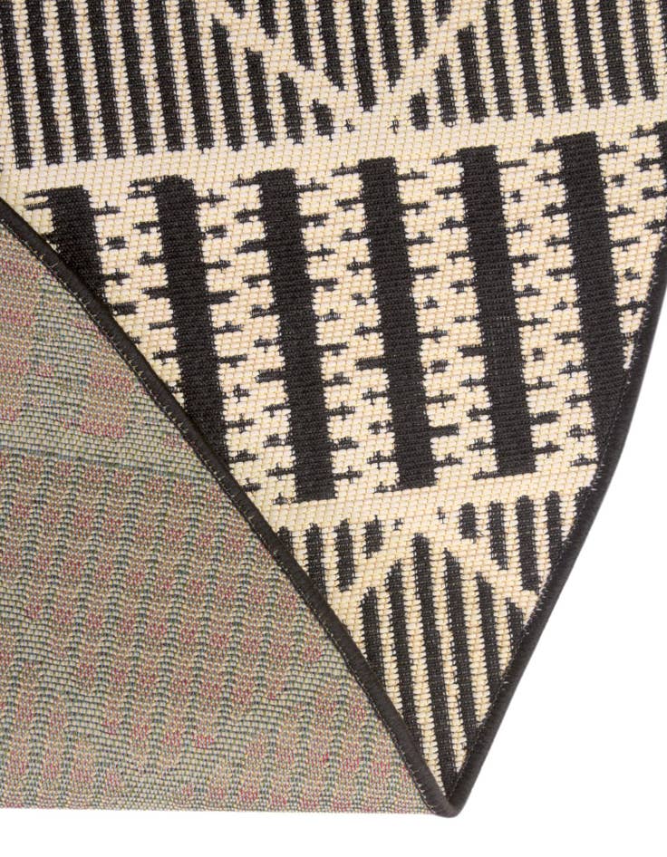 Detail image of 6' x 6' Easy-Clean Lattice Indoor / Outdoor Round Rug
