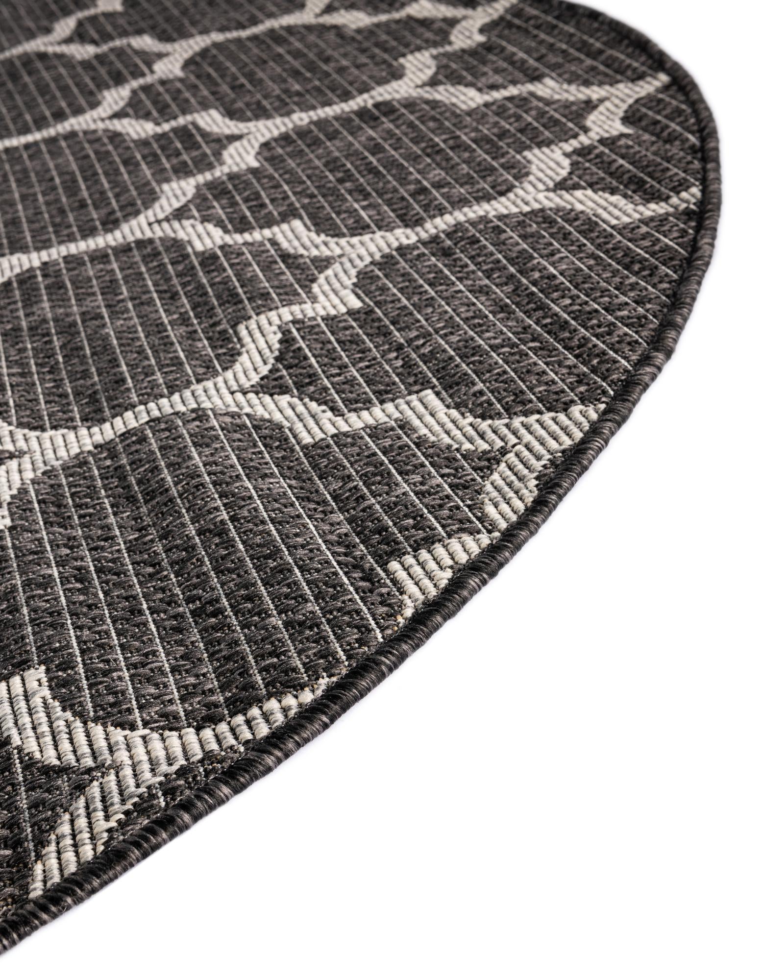 13' x 13' Easy-Clean Lattice Indoor / Outdoor Round Rug