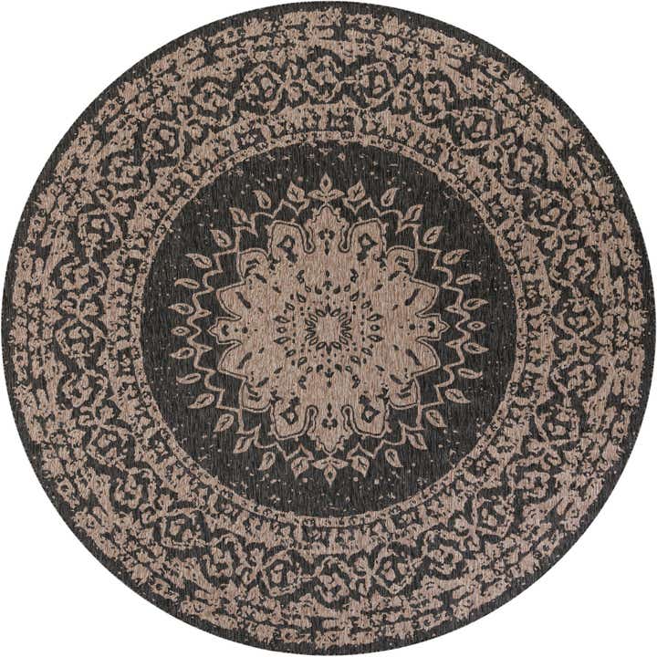 10' x 10' Easy-Clean Traditional Indoor / Outdoor Round Rug