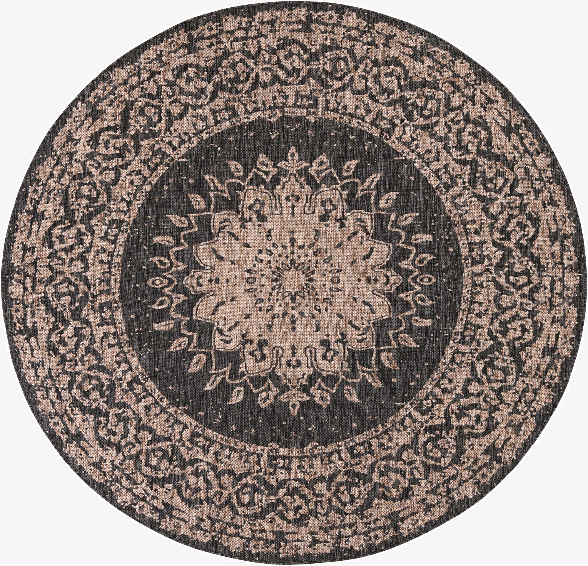 Primary image 7' 10 x 7' 10  Washable Traditional Indoor / Outdoor Round Rug