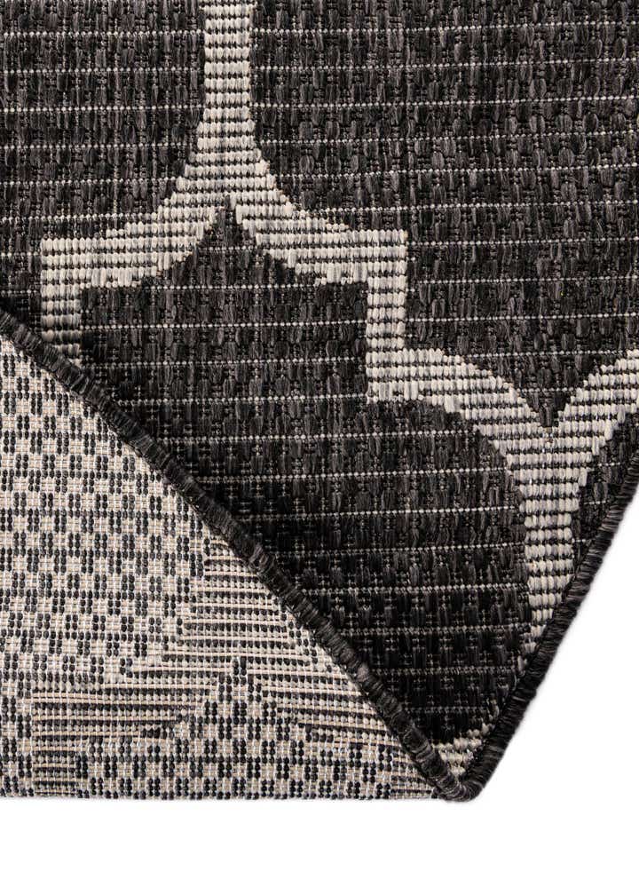 10' 8 x 10' 8 Easy-Clean Trellis Indoor / Outdoor Round Rug