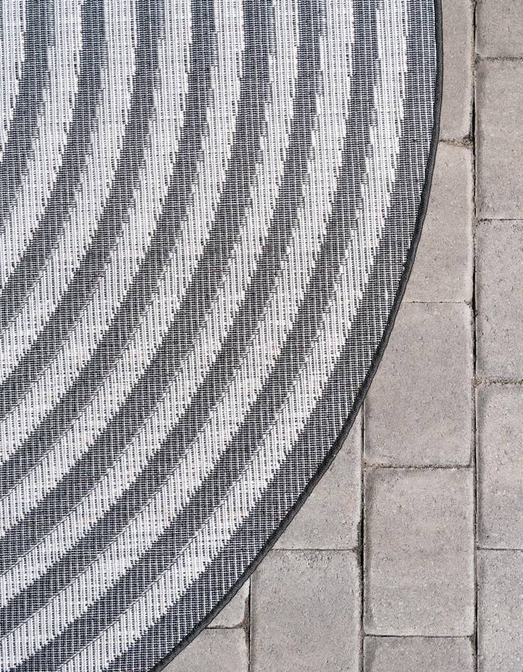 Detail image of 8' x 8'  Washable Sabrina Soto Prescott Indoor / Outdoor Round Rug