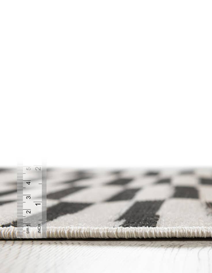 Detail image of 12' x 12' SoHo Round Rug