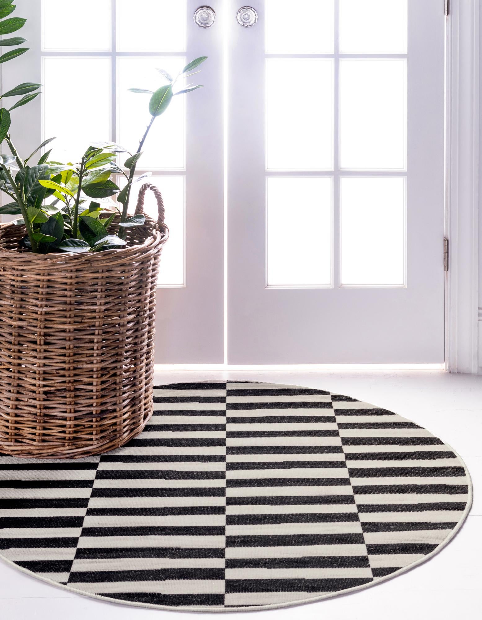5' 3 x 5' 3 SoHo Round Rug