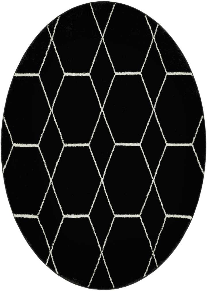 5' 3 x 5' 3 Trellis Frieze Round Rug