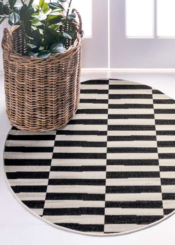 5' 3 x 5' 3 Tribeca Round Rug