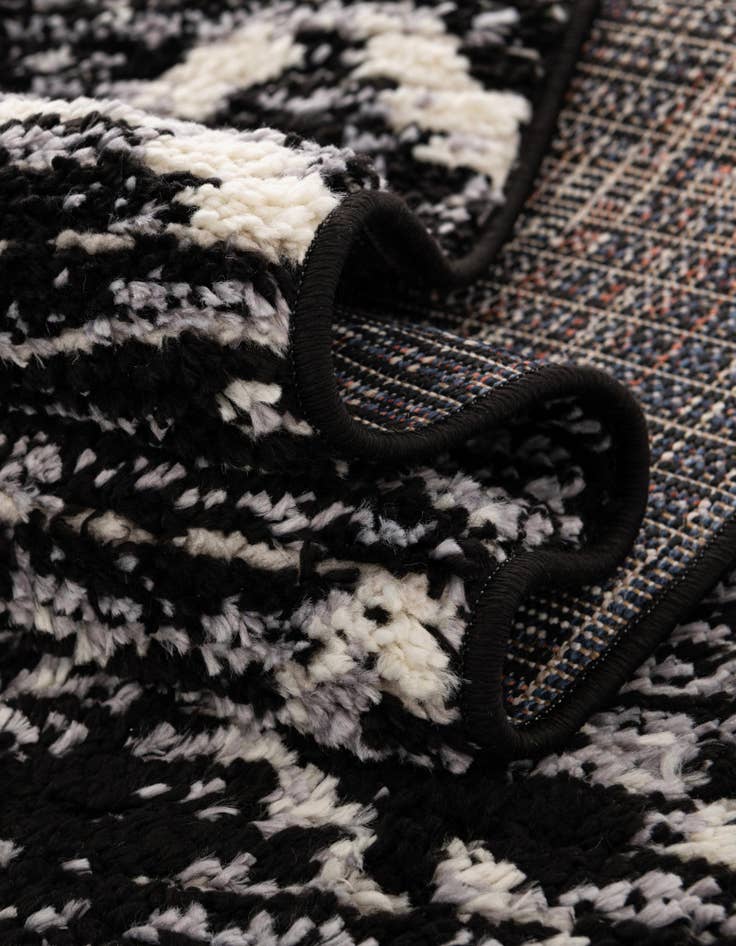 Detail image of 7' x 7' Tucson Round Rug