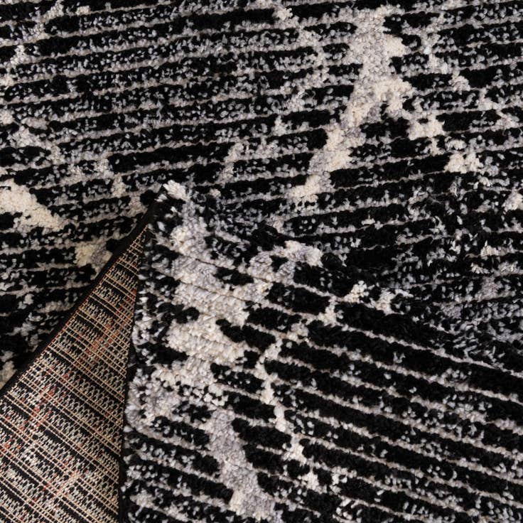 Detail image of 7' x 7' Tucson Round Rug