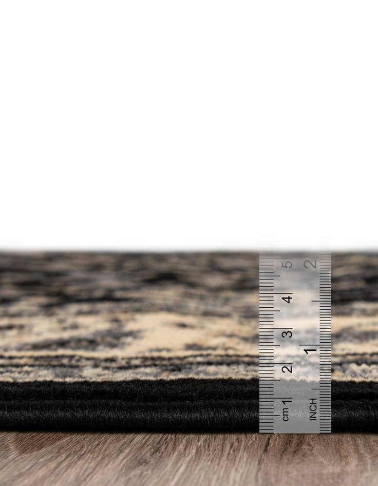 Detail image of 6' x 6' Yasmin Round Rug