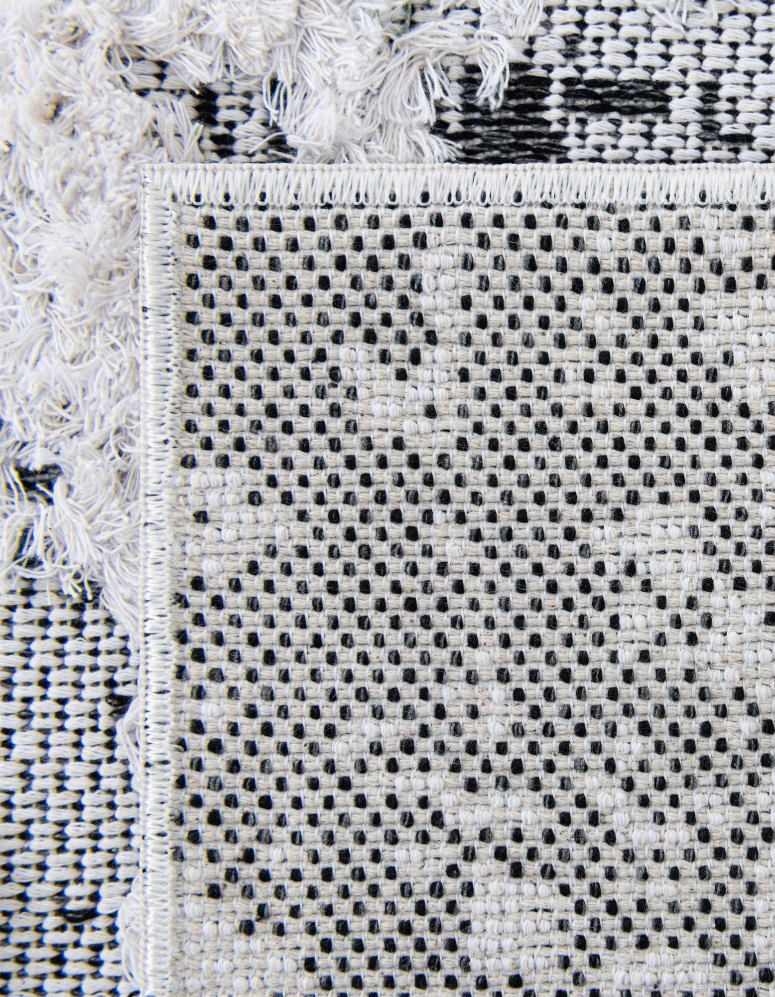 2' 7 x 8' Abbey Runner Rug