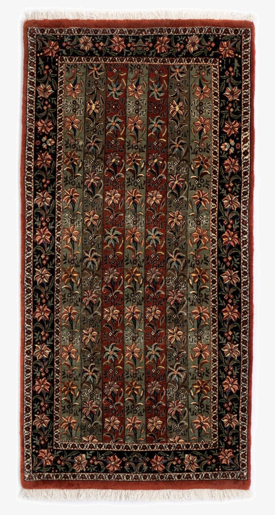 2' 6 x 5' 1 Bidjar Wool Runner Rug