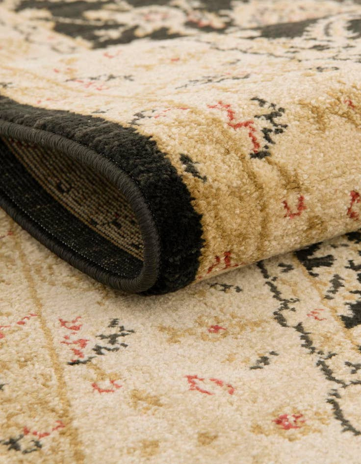 Detail image of 2' 7 x 10' Chelsea Runner Rug