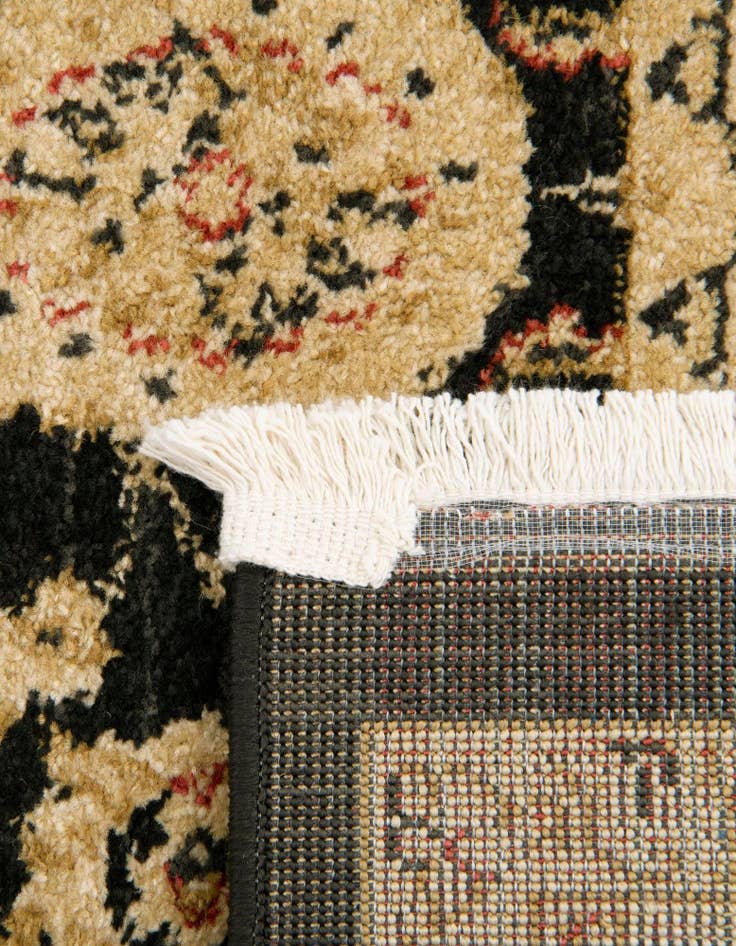 Detail image of 2' 7 x 10' Chelsea Runner Rug