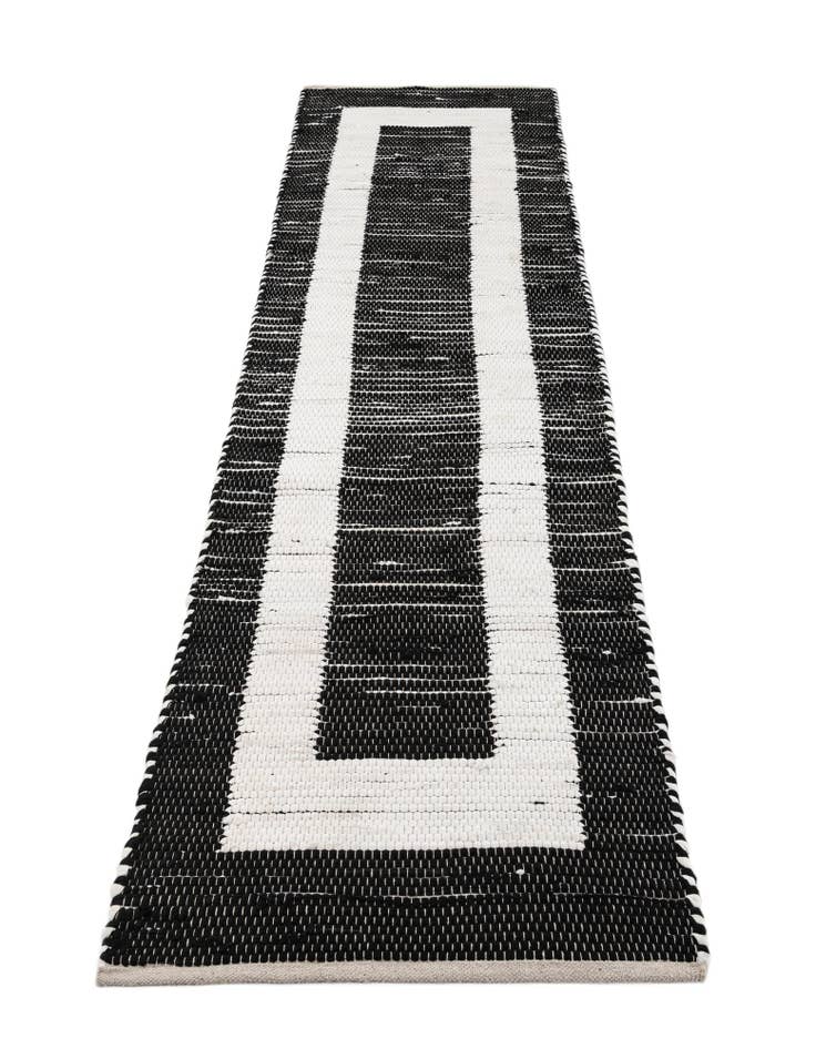 Detail image of 2' 7 x 9' 3  Hand Woven Chindi Cotton Runner Rug