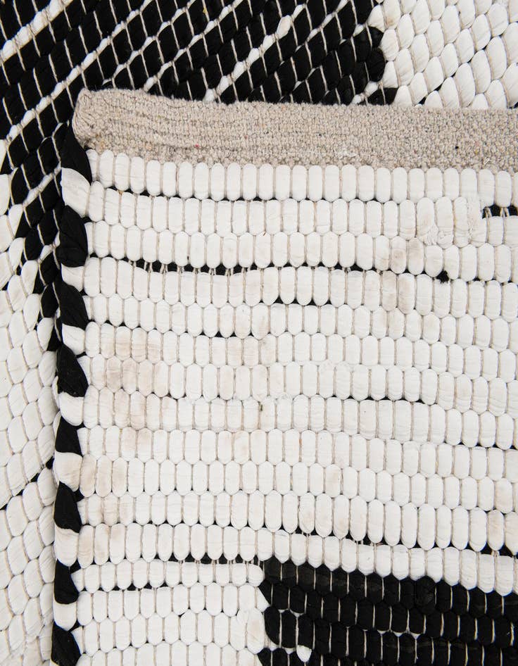 Detail image of 2' 7 x 9' 3  Hand Woven Chindi Cotton Runner Rug