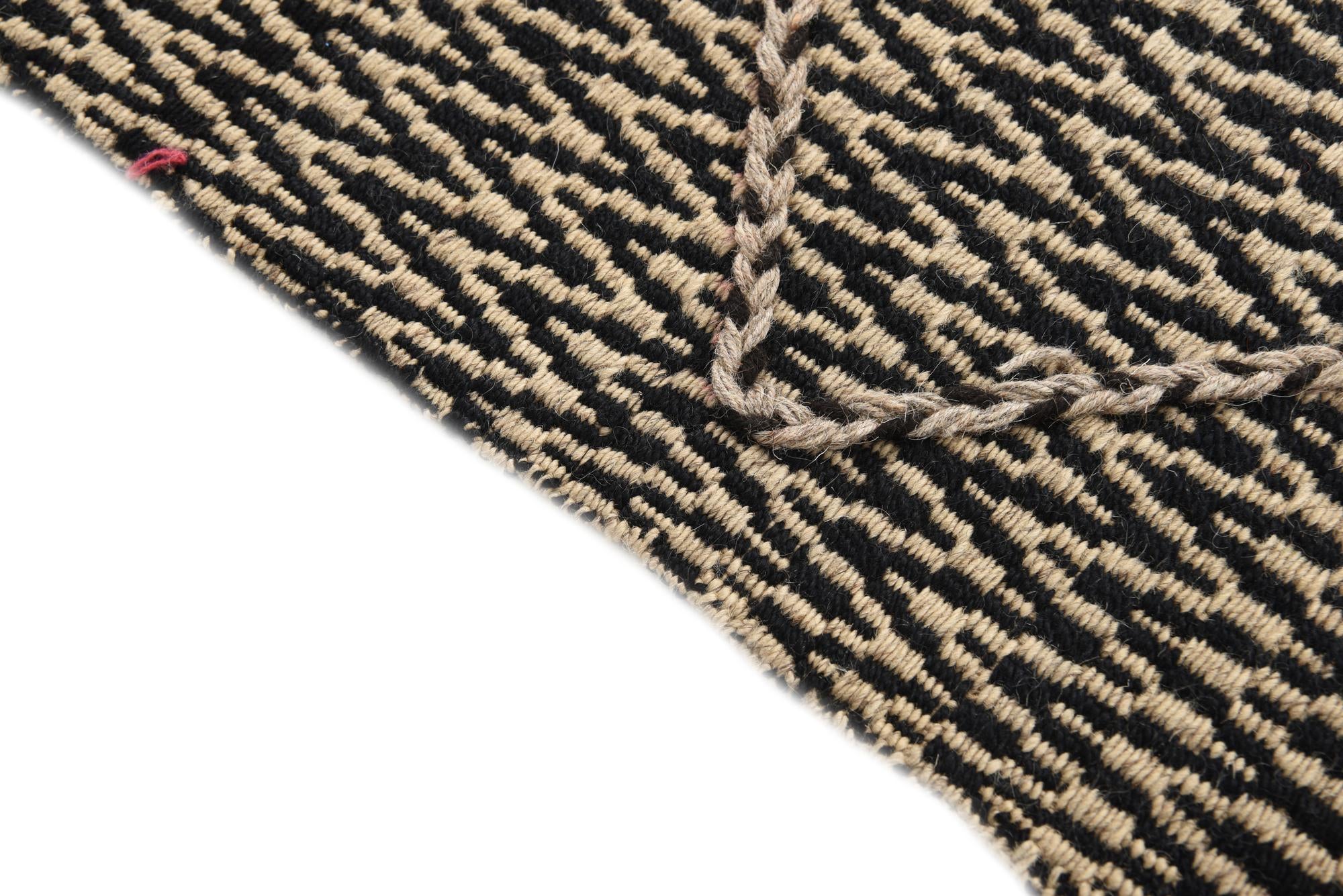 2' 8 x 10' 6 Hand Knotted Darya Wool Runner Rug