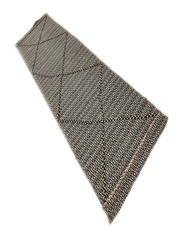 Detail image of 2' 6 x 10'  Hand Knotted Darya Wool Runner Rug