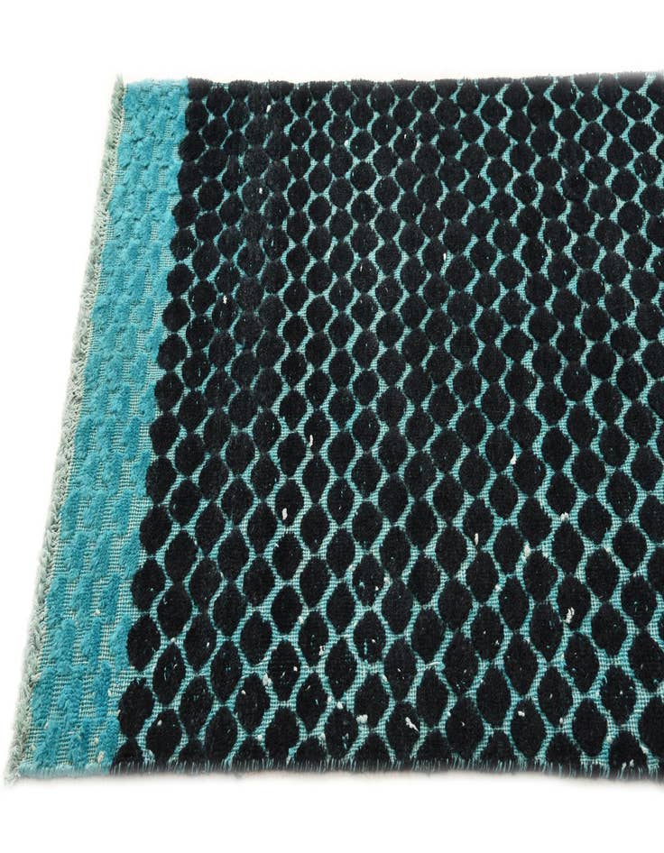 Detail image of 3' 4 x 10'  Hand Knotted Darya Wool Runner Rug