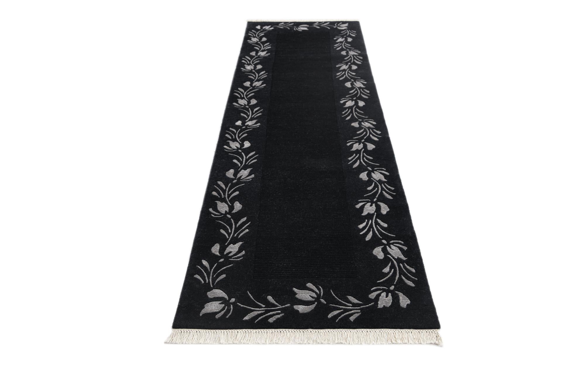 2' 9 x 10' Hand Knotted Darya Wool Runner Rug