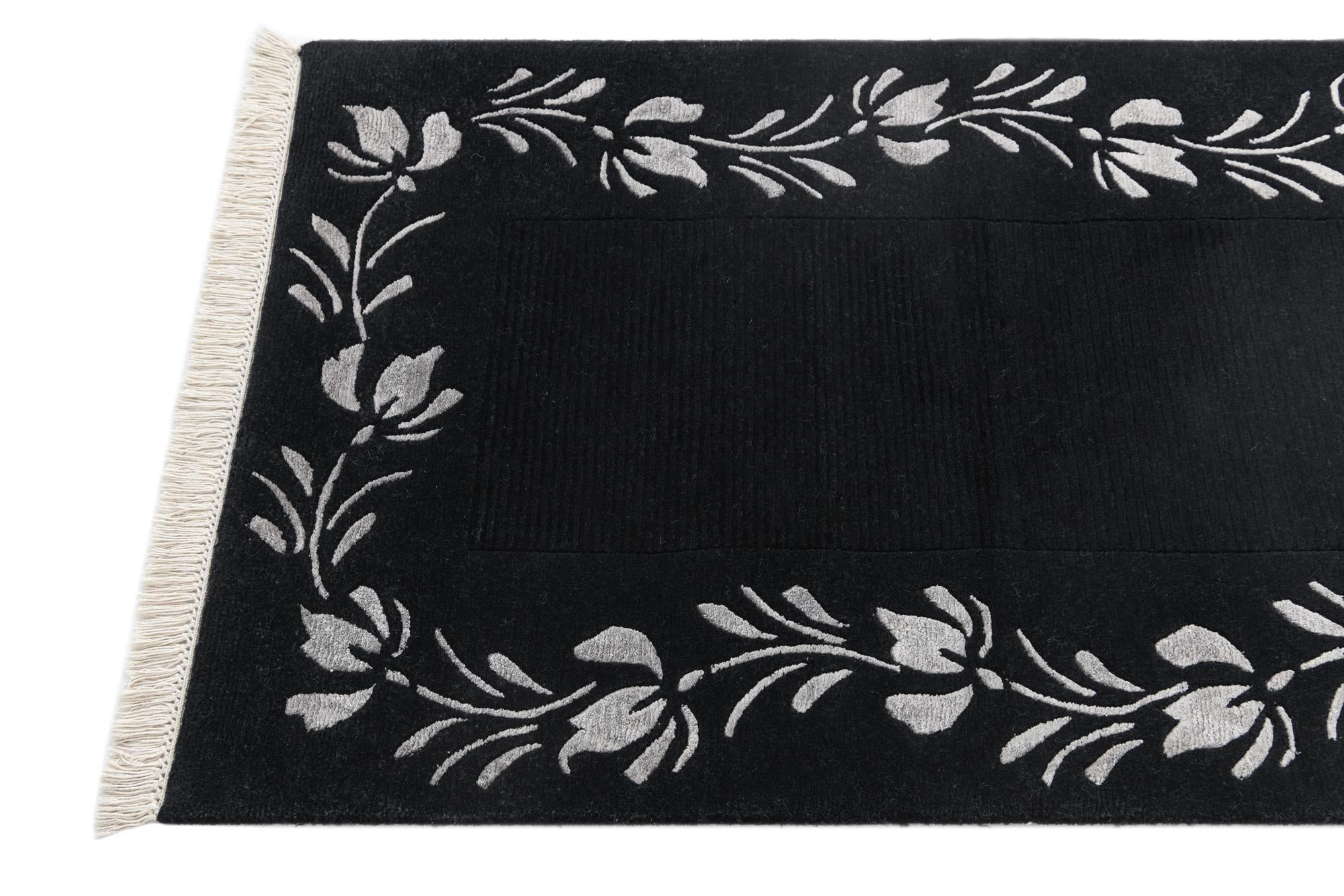 2' 9 x 10' Hand Knotted Darya Wool Runner Rug