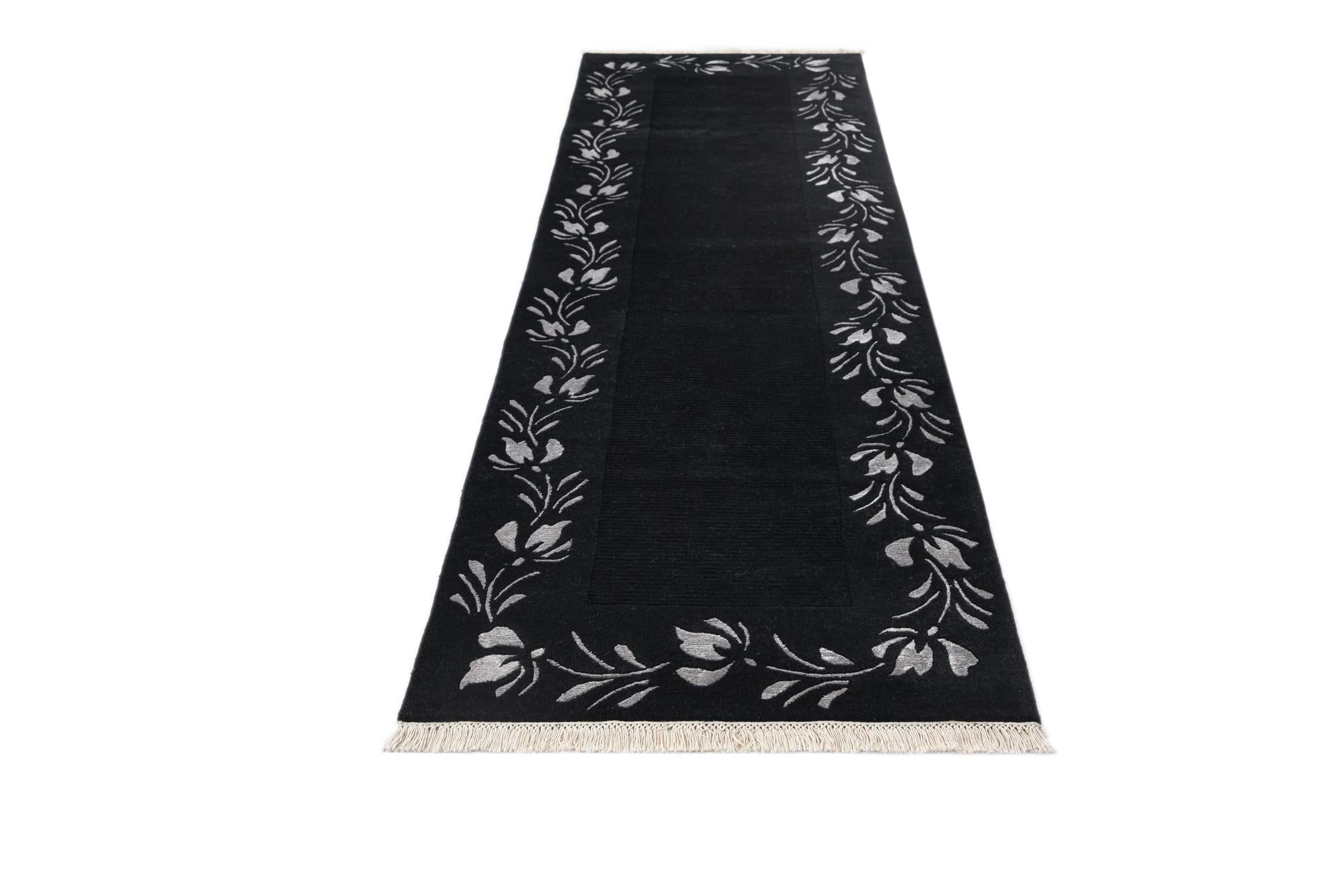 2' 11 x 9' 9 Hand Knotted Darya Wool Runner Rug