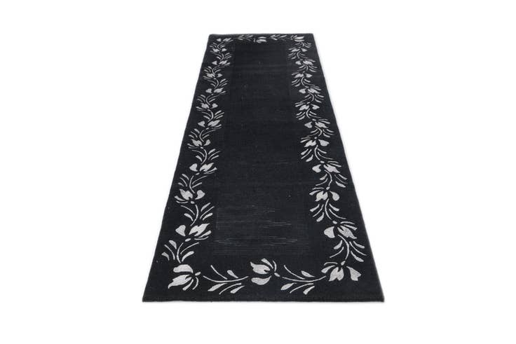 Detail image of 2' 11 x 9' 6 Hand Knotted Darya Wool Runner Rug