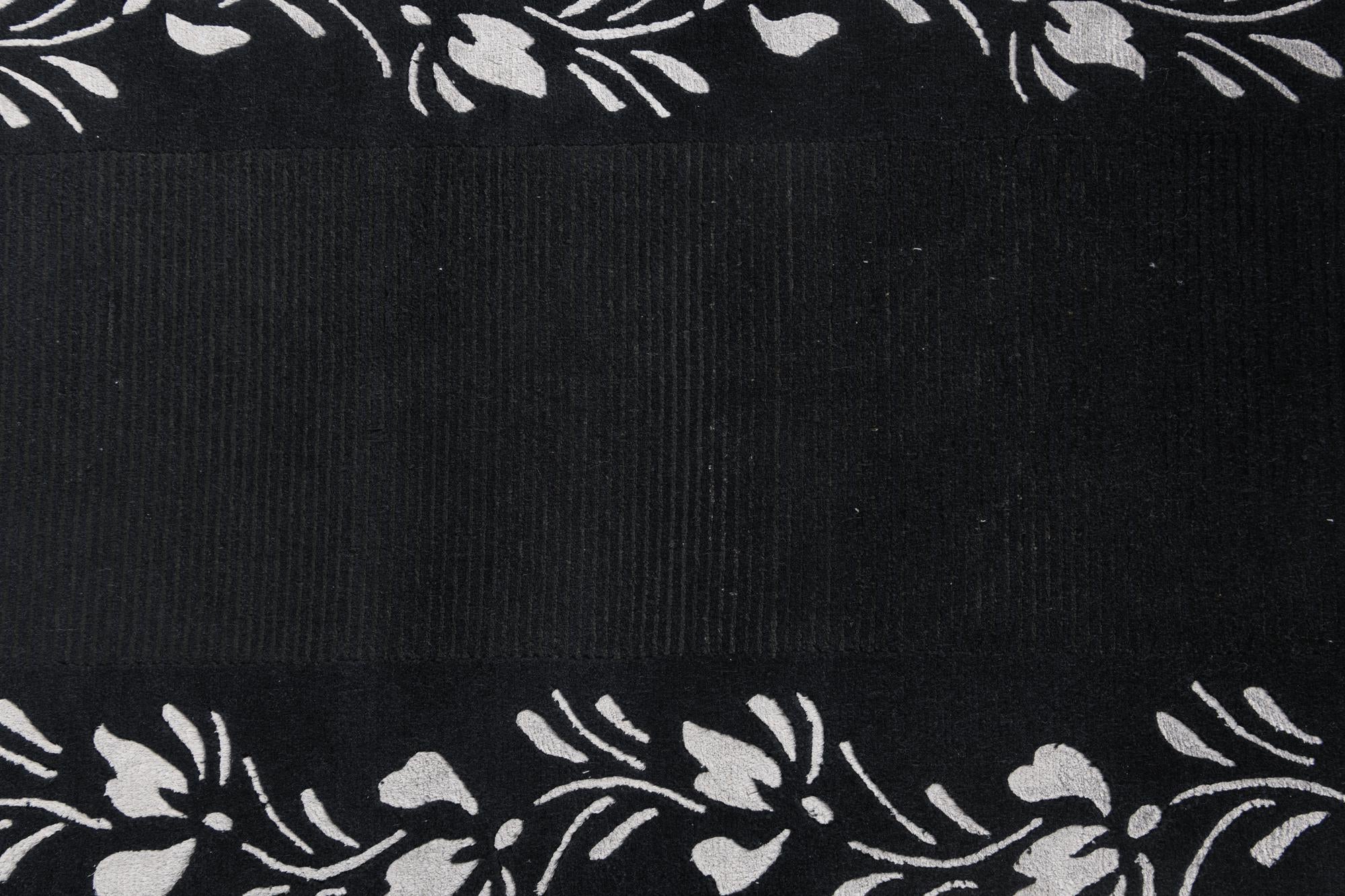 2' 11 x 9' 6 Hand Knotted Darya Wool Runner Rug
