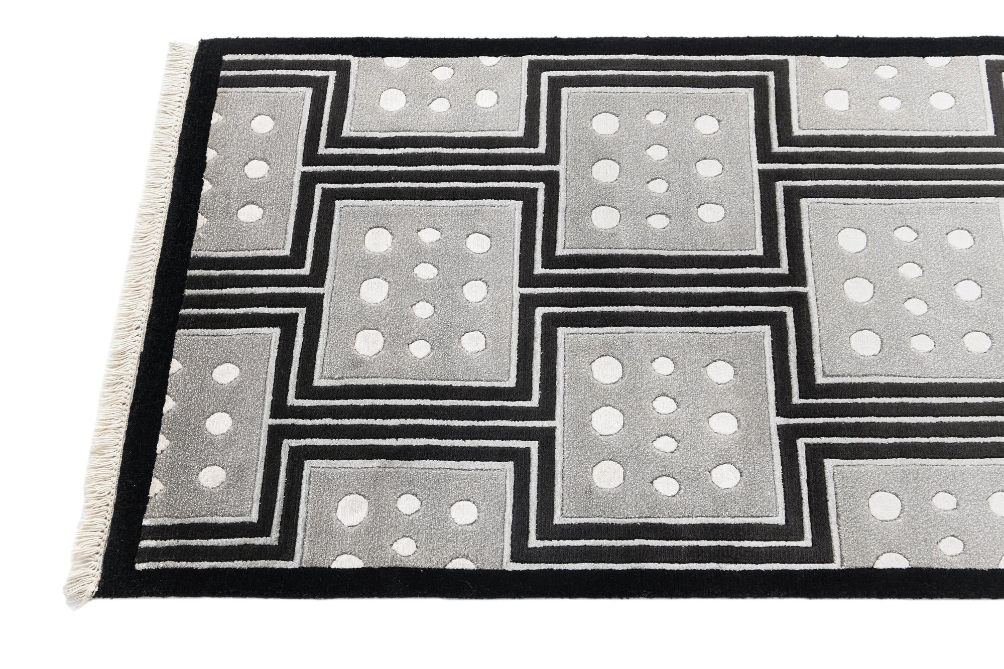 2' 7 x 9' 9 Darya Runner Rug