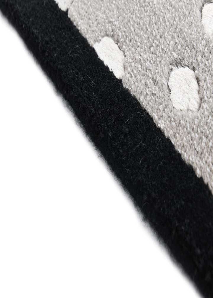 2' 7 x 9' 9 Darya Runner Rug