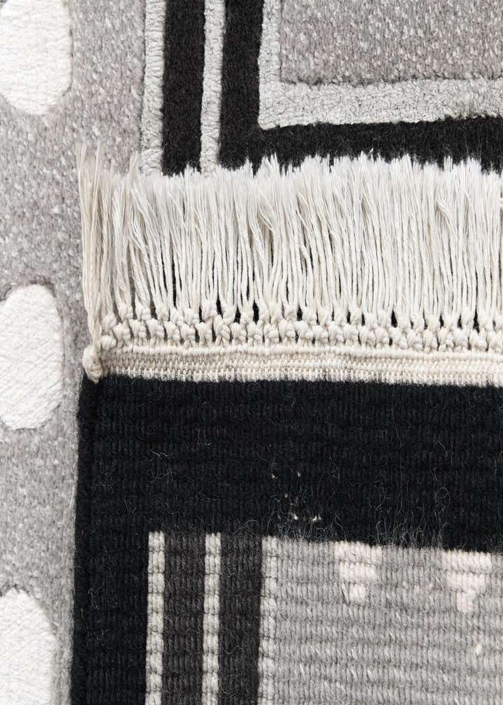 2' 7 x 9' 9 Darya Runner Rug