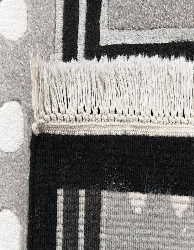 Detail image of 2' 7 x 9' 9 Darya Runner Rug