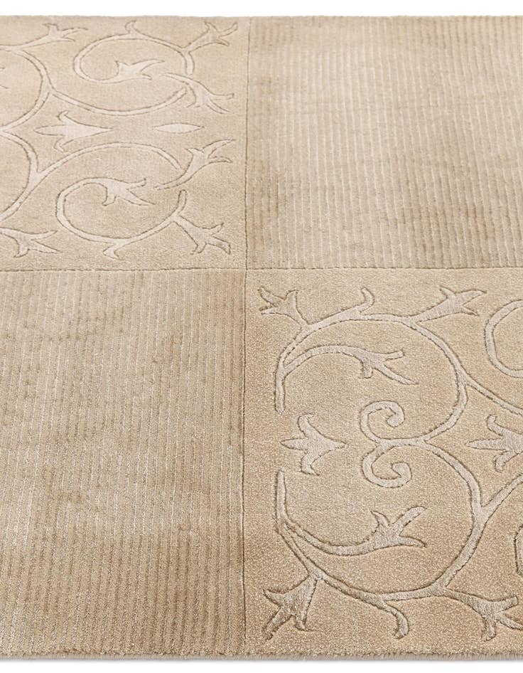 Detail image of 2' 9 x 9' 10 Darya Runner Rug