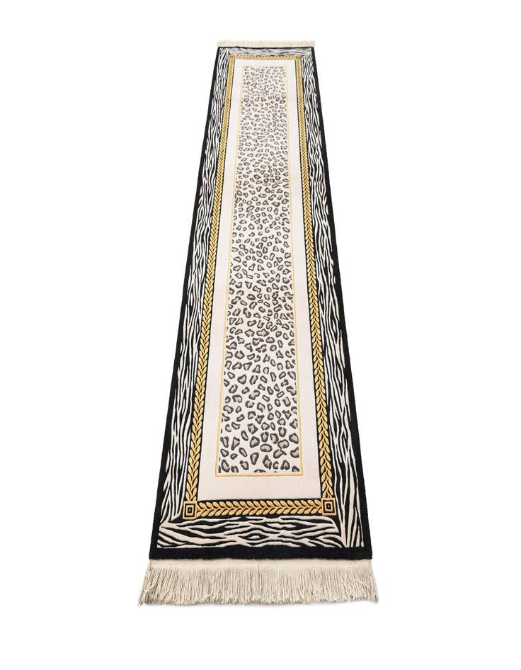 Detail image of 2' 9 x 9' 10 Darya Runner Rug