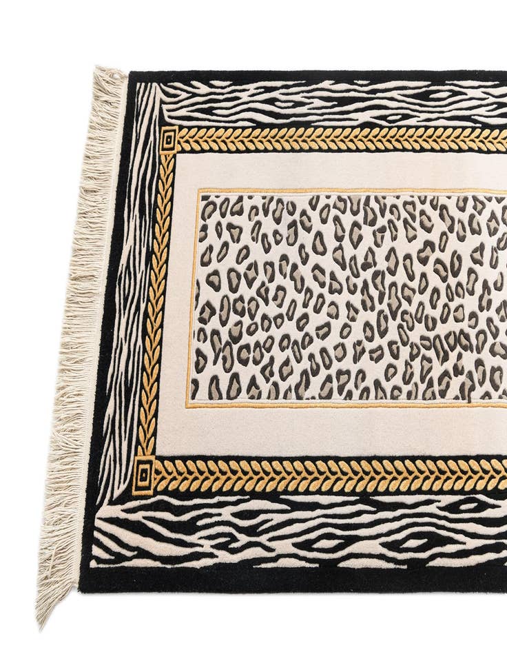 Detail image of 2' 9 x 9' 10 Darya Runner Rug