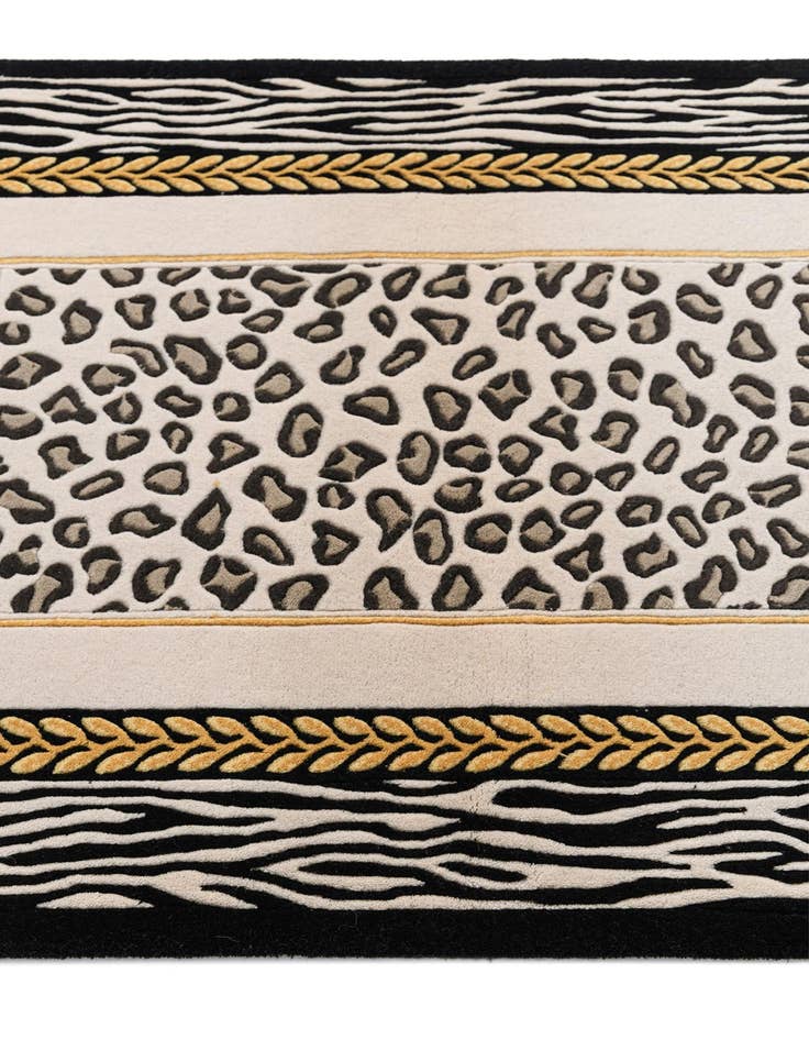 Detail image of 2' 9 x 9' 10 Darya Runner Rug