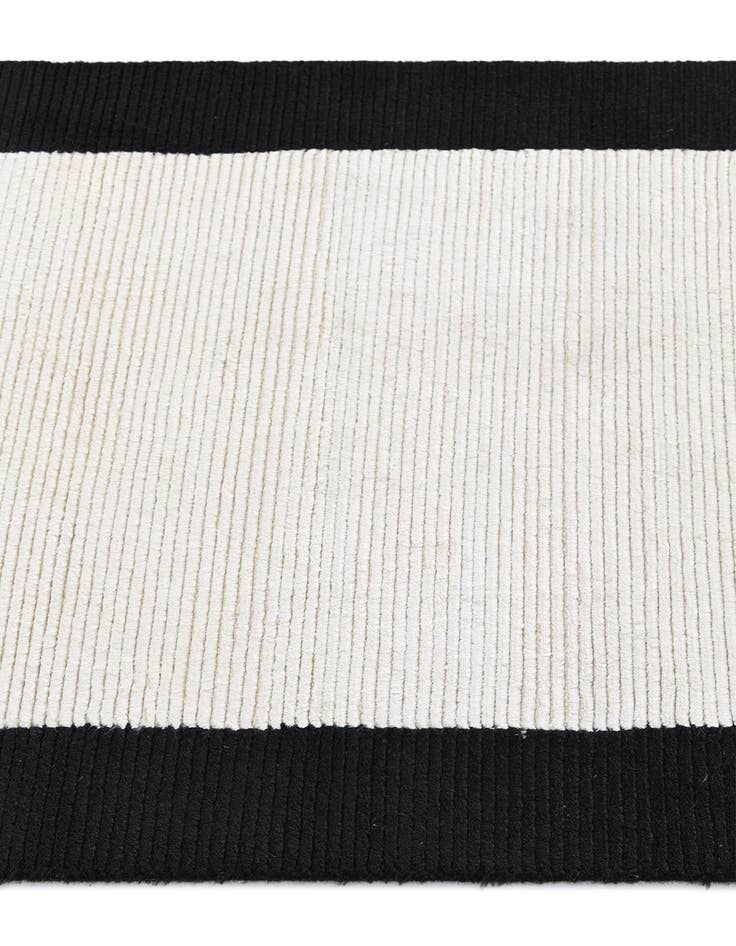 Detail image of 2' 7 x 10' 1 Darya Runner Rug