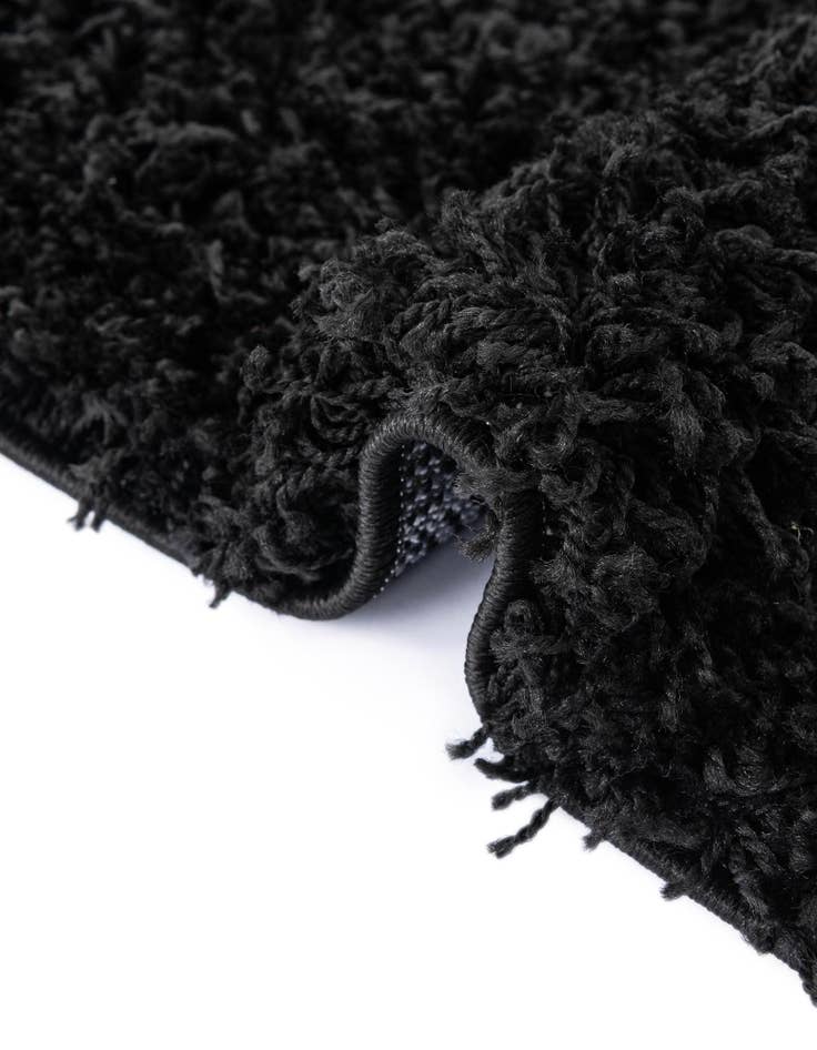 Detail image of 2' 6 x 13' Everyday Shag Runner Rug