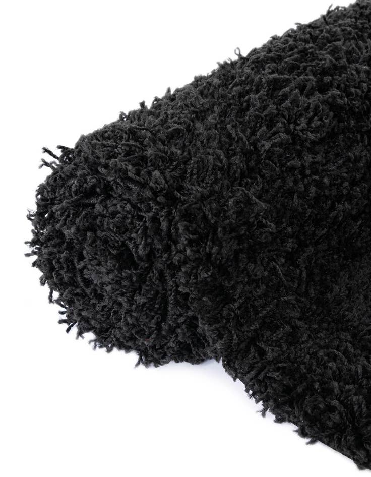 Detail image of 2' 6 x 13' Everyday Shag Runner Rug