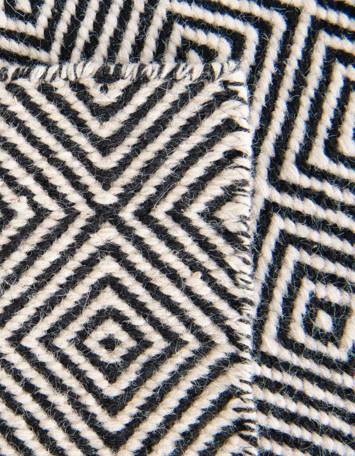 2' x 8' Hand Woven Geo Trellis Flatweave Runner Rug