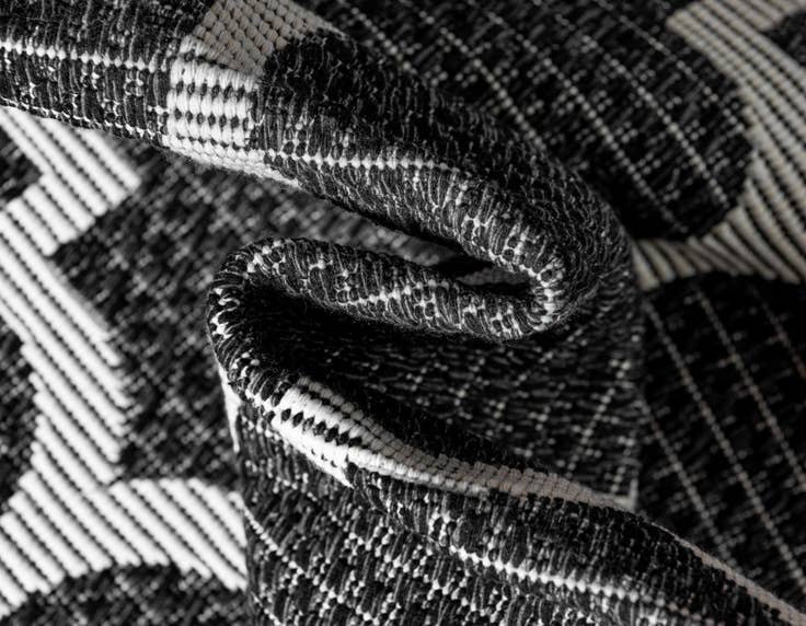 Detail image of 2' x 6' Georgia Runner Rug